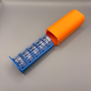 Holy to go | Getränkepulverdose  für 5 Portionen für unterwegs | kompatibel mit Holy LevlUp Gamers Only  | Farben wählbar