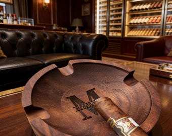 Walnut Wood Cigar Ashtray – Personalized Cigar Ashtray Gift for Men, Groomsmen Wedding Gift