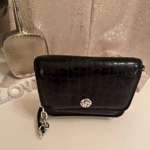 Brighton vintage zwarte mini schoudertas met krokodillenreliëf afbeelding 2