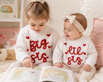 Maglione personalizzato "Sorella maggiore, sorella minore", maglione lavorato a maglia per annunciare la nascita di un figlio, regalo ricordo per baby shower, completo per battesimo per bambine.