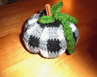 Crocheted black and white plaid pumpkin - rustic pumpkin - halloween - halloween decor - fall decor - farm house decor - thanksgiving decor