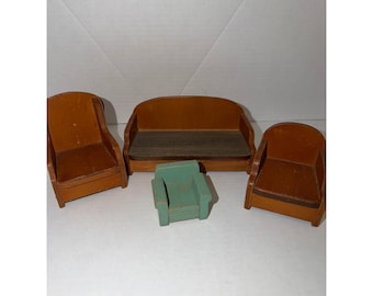 Juego de muebles de madera vintage para casa de muñecas: sofá y sillones, fabricados en EE. UU. (4 piezas).