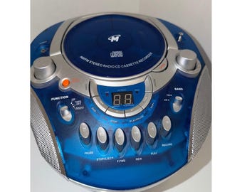 Memorex MP3134BLU Lettore CD/cassette portatile con radio AM/FM e boombox, colore blu e argento