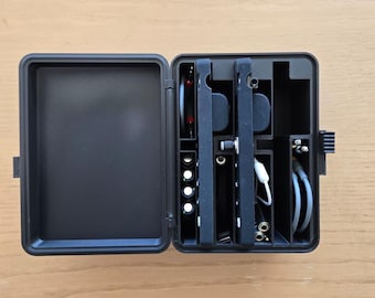 Harde transportkoffer voor operators met één, drie, vier of zes zakken van Teenage Engineering