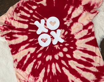 Red and White Bleach Tie Dye Shirt XOXO, Valentine's Day Shirt