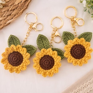 Crochet Sunflower Keychain Pattern PDF | Mini Flower Bag Charm Tutorial