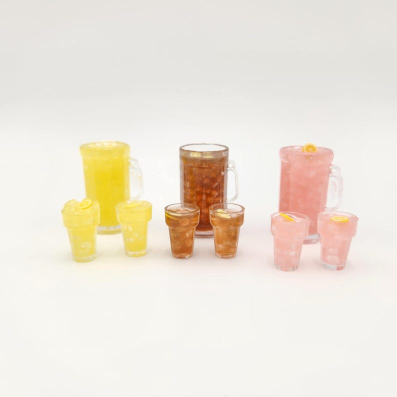 1:6 Scale Pitcher of Iced Tea or Lemonade with 2 glasses for 11 inch fashion dolls, BJD Dolls (Ready to Ship) image 1