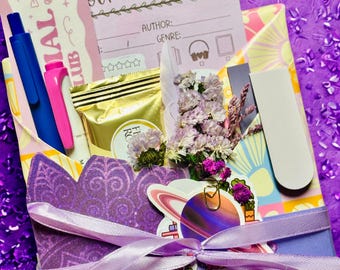 Lavender Chapters : Blind Date with a Book