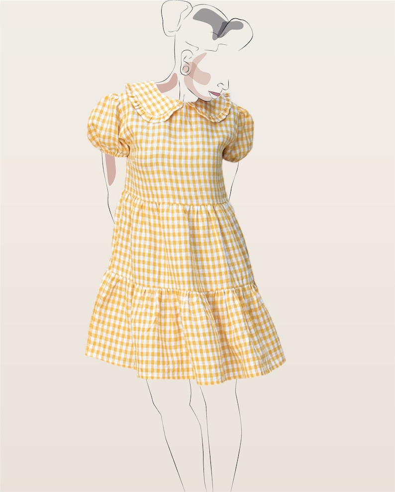 K&ouml;nnte beinhalten: Ein gelbes und wei&szlig;es Gingham-Kleid mit Peter-Pan-Kragen und Puff&auml;rmeln. Das Kleid hat einen Stufenrock und ist aus einem leichten Stoff gefertigt.