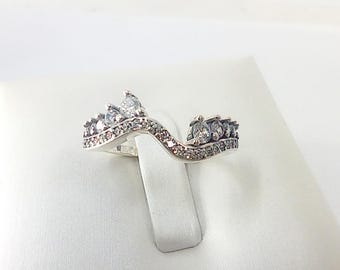 pandora timeless ring stackable sparkling asymmetric wave sormus