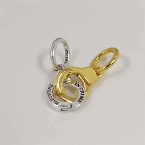 pandora openable & splittable handcuffs dangle charm