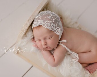 versandfertig, Neugeborenen Fotografie Prop, Baby Shower Geschenk, Mädchen Prinzessin besticktcream Spitzenhaube mit Blumen, vintage inspiriert