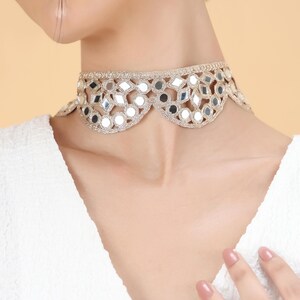 Victorian style adjustable lace necklace with romantic detailing