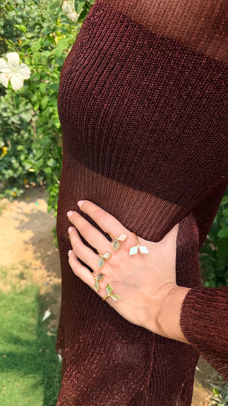 Bridal boho palm cuff bracelet
Trendy geometric brass jewelry accessory