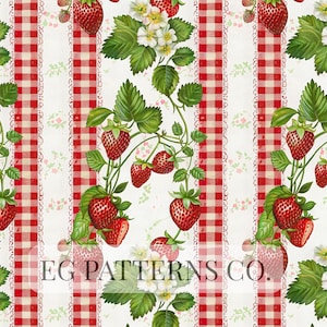 Pode incluir: Padrão repetitivo de morangos vermelhos maduros, folhas verdes e flores brancas sobre fundo branco. Listras verticais xadrez vermelhas e brancas se alternam com listras brancas adornadas com detalhes florais e de renda. O texto "EG PATTERNS CO." é visível.