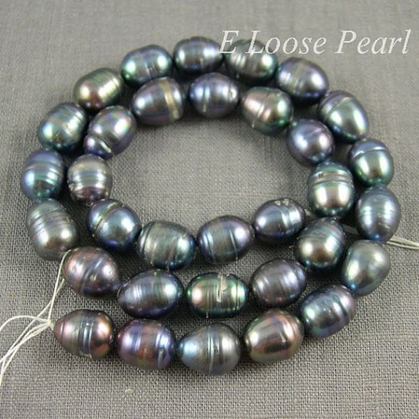 Perles d'eau douce, perles de riz de 9,5 à 10,5 mm, perles à grand trou, perles en gros, perles en vrac, 33 pièces, paon, violet, brin complet PL6109