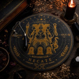 Hecate wooden dowsing board, 20 cm – Divination pendulum – Engraved ritual tool – Spiritual object – Handmade in France