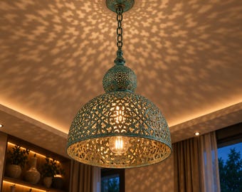 Marokkanische Messing-Hängeleuchte, handgefertigte Lampe mit blauer und grüner Patina
