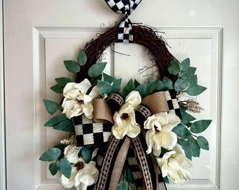 Ghirlanda di magnolia con nastro a quadri neri / Decorazione per porta in stile rustico adatta a tutte le stagioni