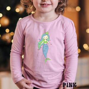 Puede incluir: Un juego de tres tazas de cer&aacute;mica con un acabado mate moteado. Las tazas son de color crema, gris claro y gris oscuro. Cada taza tiene un dise&ntilde;o simple y minimalista, ideal para caf&eacute; o t&eacute;.