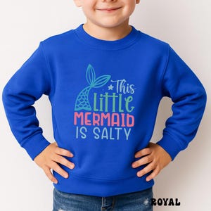 Puede incluir: Un juego de tres tazas de cer&aacute;mica con un acabado moteado y mate. Las tazas son de color crema, gris claro y gris oscuro. Cada taza tiene un dise&ntilde;o simple y minimalista, ideal para caf&eacute; o t&eacute;.