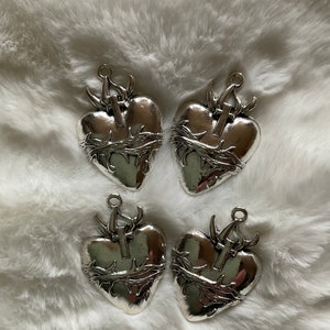 Set of 4 sacred heart barbwire heart charms