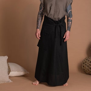 Black Men's Skirt With Pocket TOKIO image 3