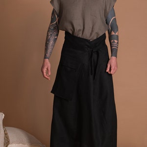 Black Men's Skirt With Pocket TOKIO image 4