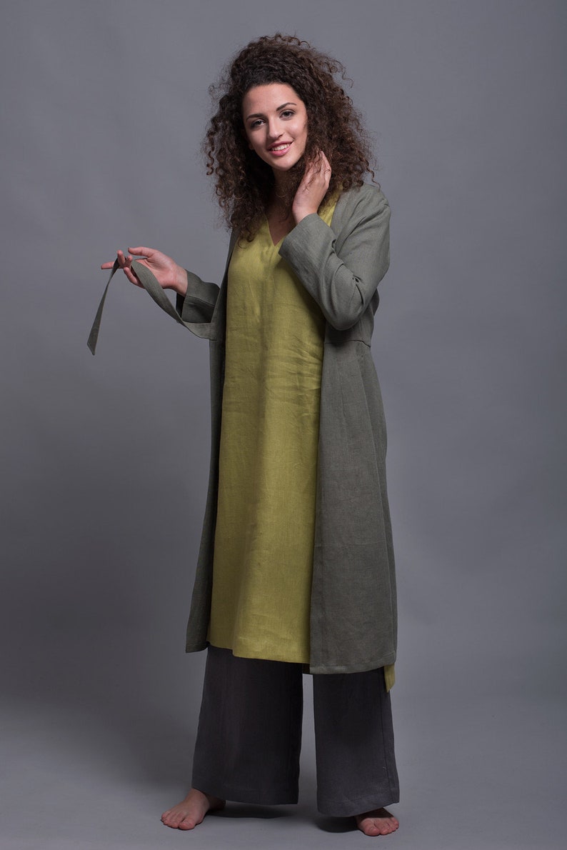 Chaqueta de lino largo TOLLO con cinturón, manga larga Flax Cardigan, Blazer de lino natural de verano verde, ropa de lino para mujer, Conjunto Boho Lagenlook imagen 1