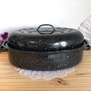 Vintage Crock Pot USA Black Speckled Enamel Roaster Oval Graniteware Roasting Pan with Lid