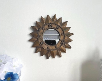Espejo de pared vintage con sol, luna y estrellas, pequeño espejo celestial, tono bronce, decoración de pared bohemia.