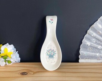 Vintage Le Chat by Vermillion Ceramic Spoon Rest Floral Kitchen Decor Made in Taiwan