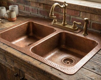 Fregadero doble de cobre martillado, lavabo empotrado de estilo rústico, acabado natural sin lacar.
