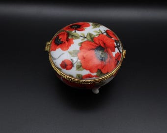 Porcelain hinged trinket Box 1970s
