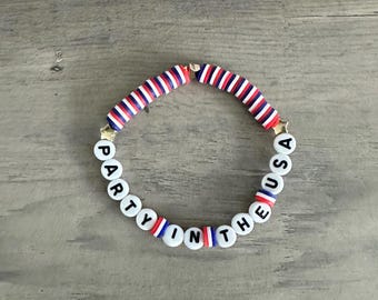 Pulsera inspirada en las fiestas del 4 de julio en Estados Unidos