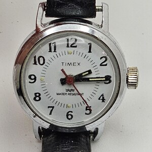 Vintage Automatic Timex Watch - Etsy display picture 1