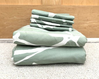 Vintage West Elm Two Twin Duvet Covers Four Pillowcases Sage Green Abstract Floral NEVER USED!