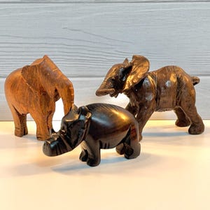 Vintage African Wood Animal Carving: Ebony Boar, Bronze Elephant - Folk Art Decor