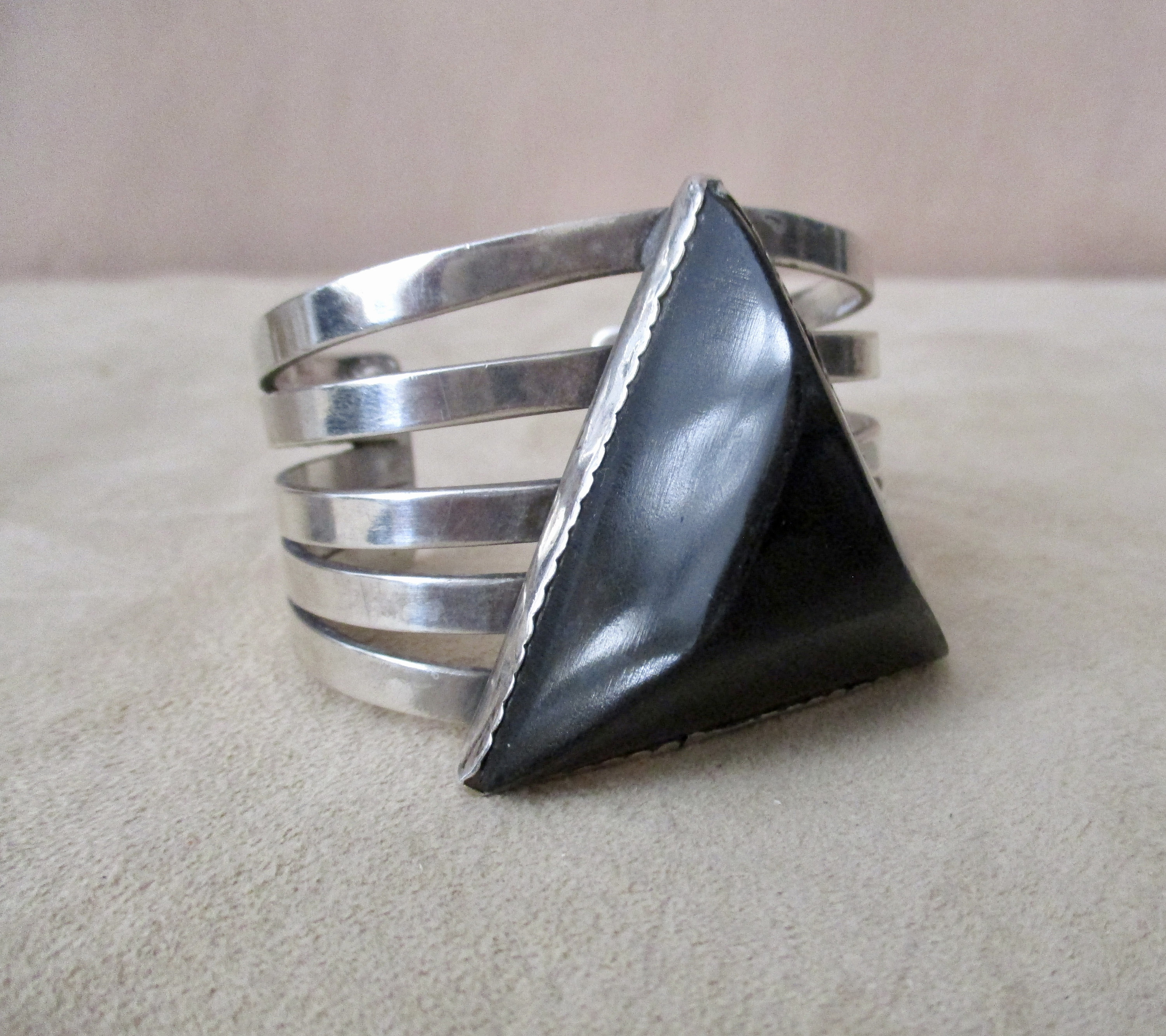 RARE E & C Fierro Navajo Sterling Onyx Cuff Bracelet Vintage