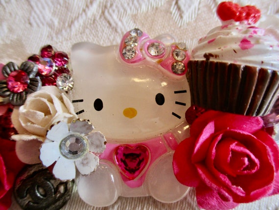 Hello Kitty Necklace Rare Vintage Floral Collage … - image 5