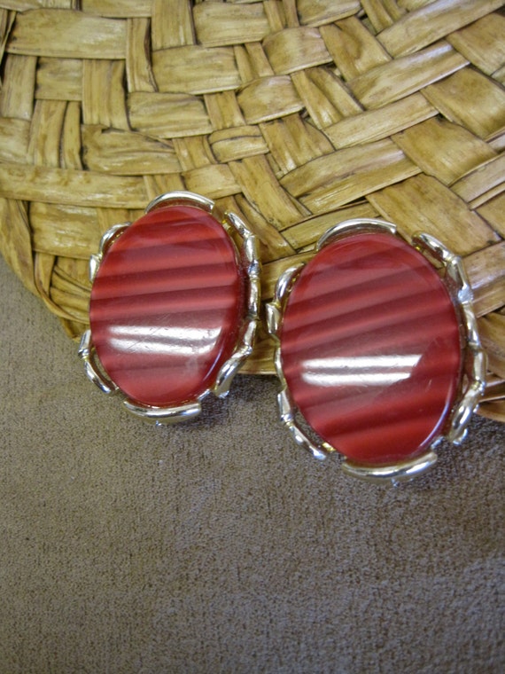 SALE Moonglow Earrings Persimmon Red Striped Oval… - image 1