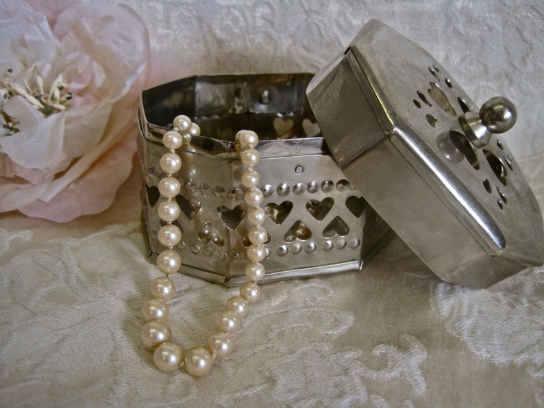 Silver Heart Box Vintage Trinket Box Made in India Cutout Hearts Metal for Jewelry or Potpourri Octogon Shape a Touch Shabby Chic