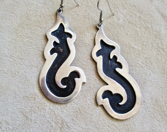 Taxco Sterling Silver Earrings Signed T S 63 Mexico 925 Western 80s Dangles Southwestern Style Overlay Design Black Antiqued AS IS