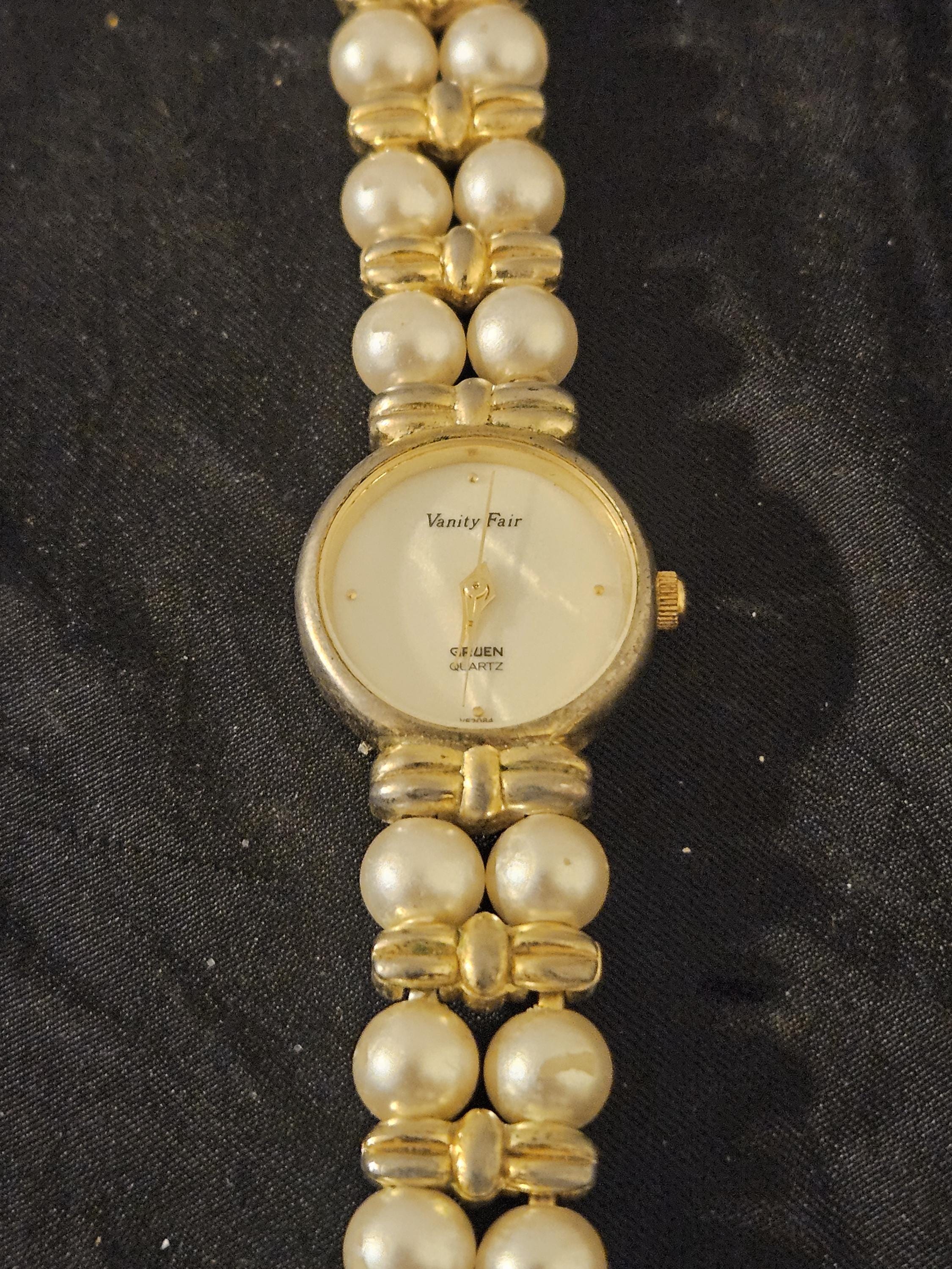 Vanity Fair Vintage Watch Women Gold Tone Faux Pearl Band  display picture 1