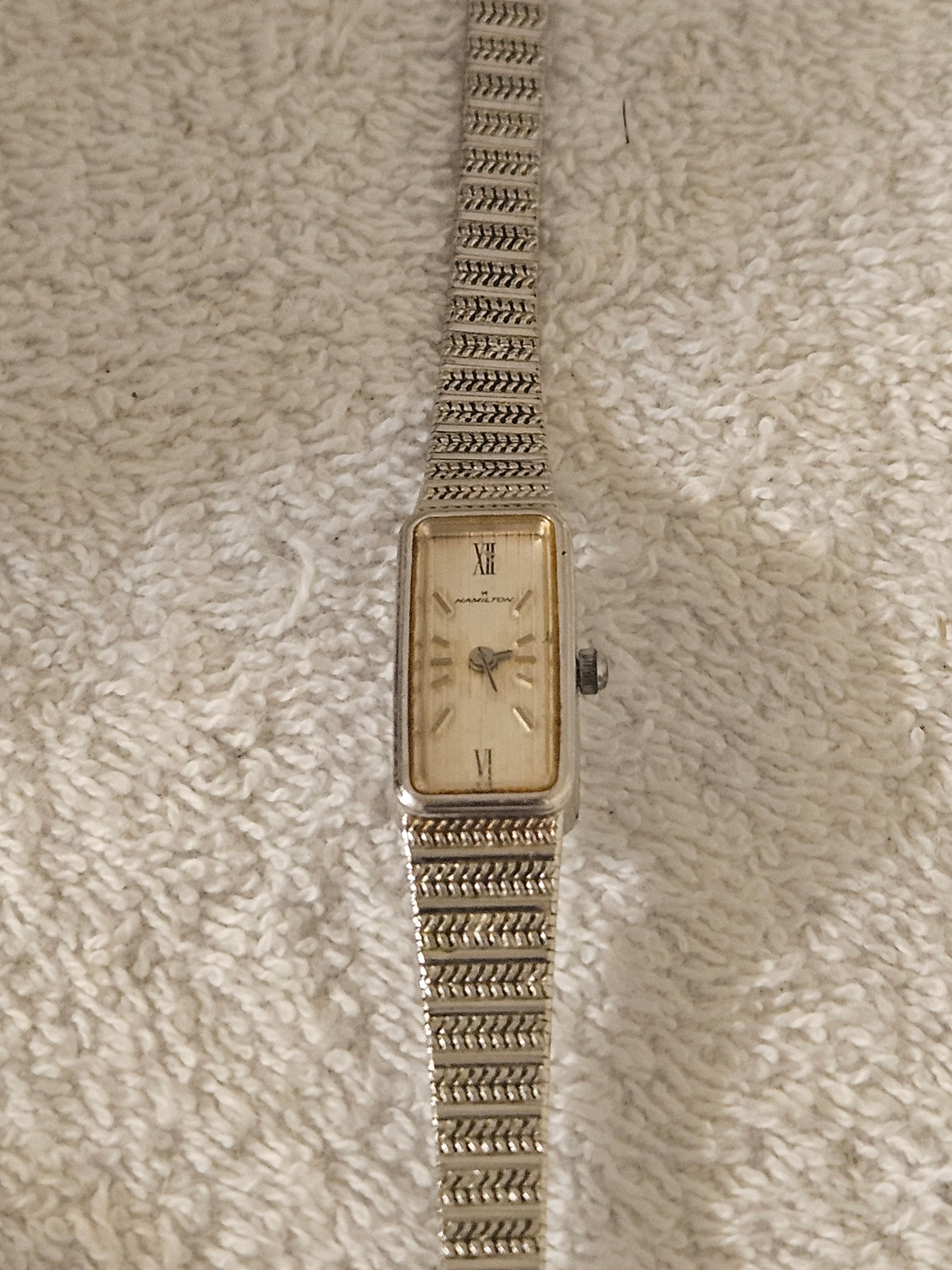 Vintage Hamilton Quartz Silver Tone Mesh-band Silver-dial 