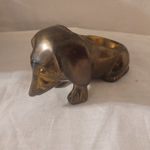 Vintage brass pipe cigar rest holder hound dog basstte t13