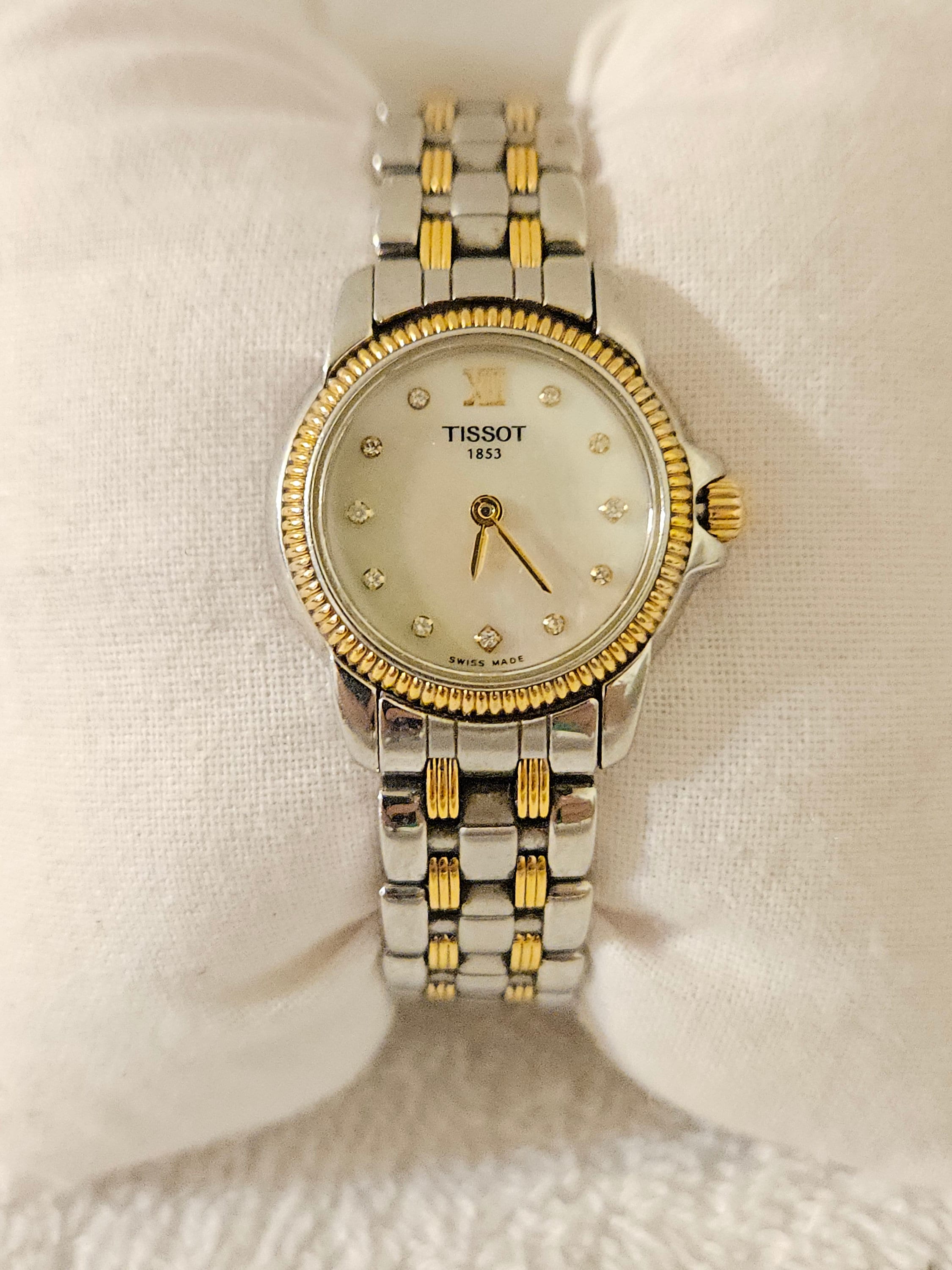 マッチャン　百合とカラー Tissot C218/318c Ladies Watch Sapphire Crystal Mother of Pearl