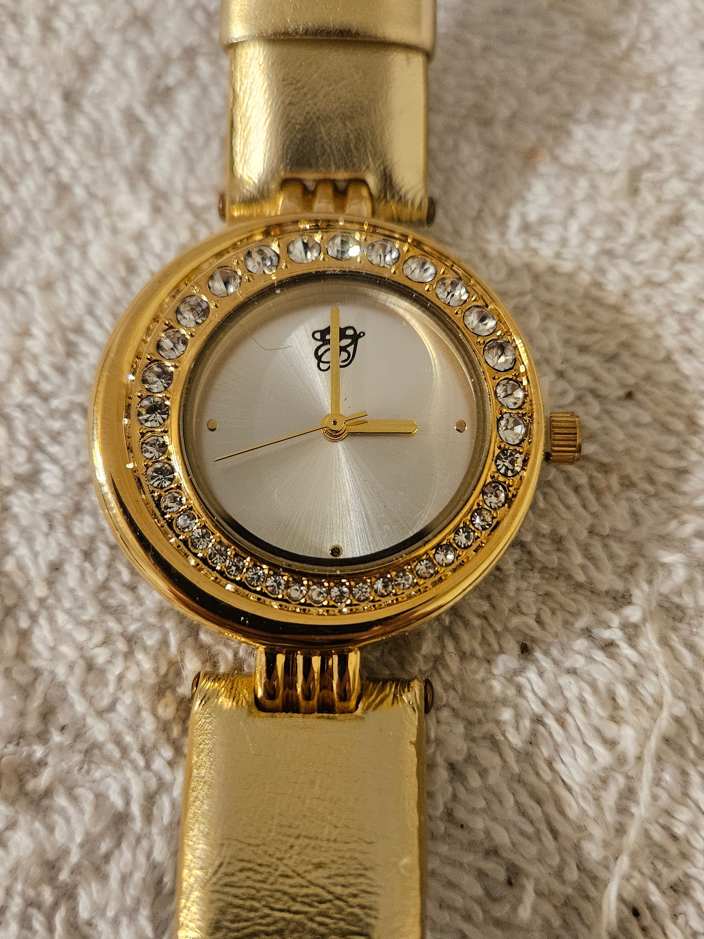 Vintage ELIZABETH TAYLOR White Diamonds Gold Tone Rhinestone 