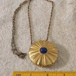 エスティローダー　ヴィンテージ　ソリッドパフューム　ネックレス Estee Lauder Perfume Necklace - Etsy