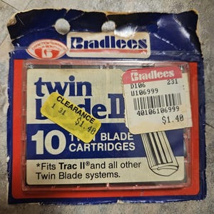 lot of 3 Bradlees Twin Blade Razor Cartridges Vintage Fits Gillette Schick Wilkinson NIP trac ii system
